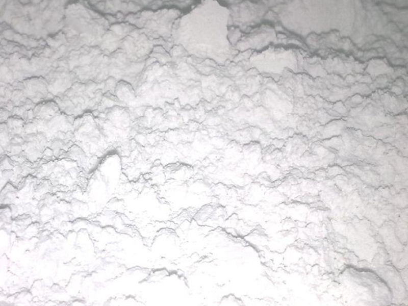 石膏粉對養(yǎng)雞有哪些功效和作用？